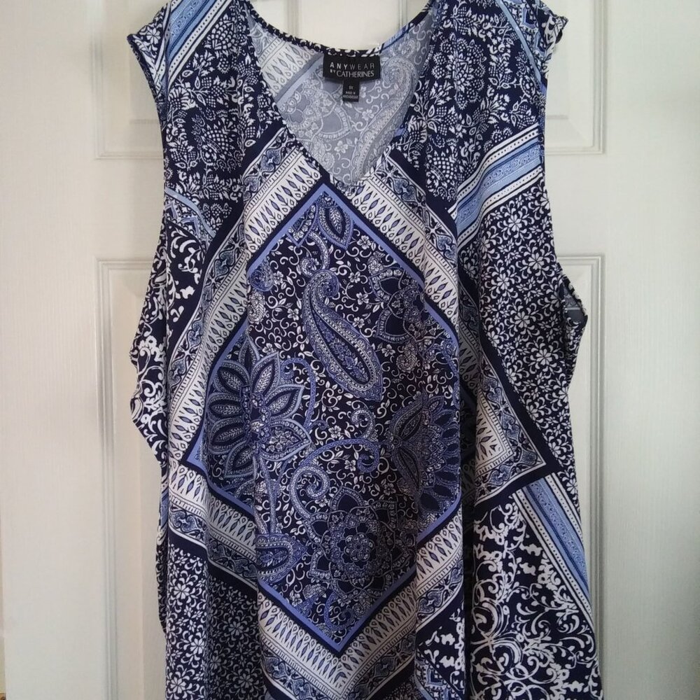 Catherines Anywear Navy/Blue Scarf Print V- Neck Sleeveless Tank Top- 5X - NWT - Picture 2 of 5
